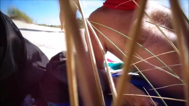 a stranger came to fuck me on the beach