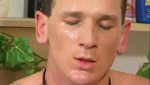 Schau zu, wie ich meine stiefmutter gefickt habe
