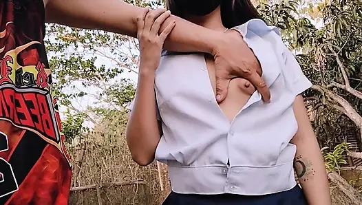 НЕВИННУЮ СТУДЕНТКУ ЗАСТУКАЛИ ПИСАНОЙ НЕЗНАКОМЦЫ, ВИДЯТ, ЧТО ПРОИЗОШЛО ДАЛЬШЕ