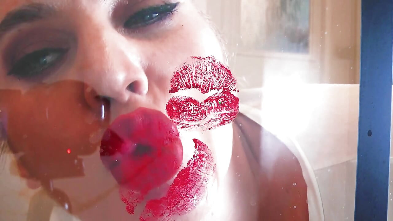 Bounded kisses &wet  t- shirt