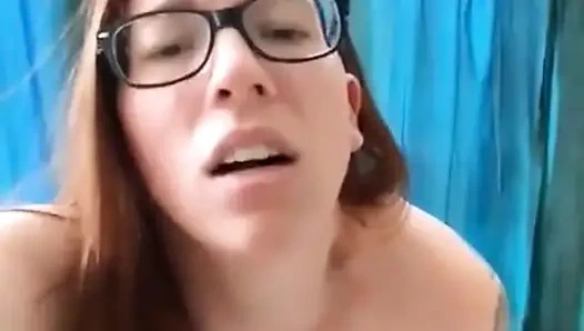 Vor der dusche strippen, necken und squirten