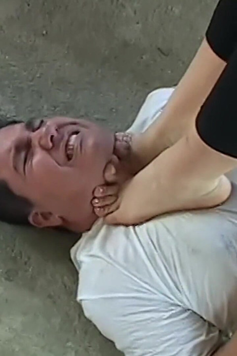 Tình nhân Latinh domiantion chân