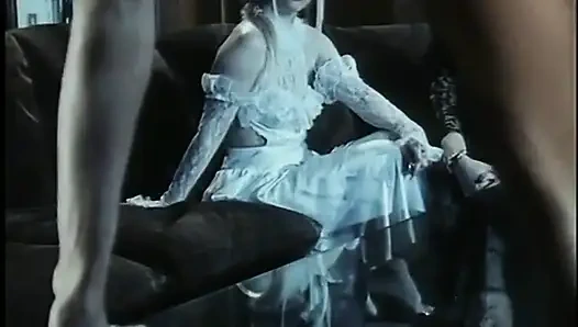 Genç kızlar sert yarakları seviyor