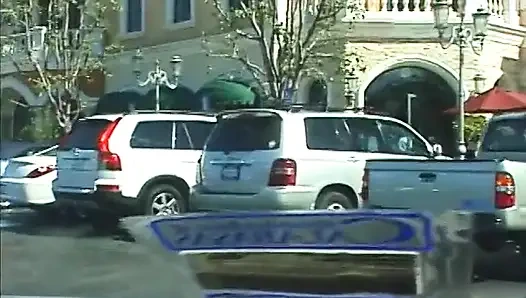 Schmutziges blondes küken wird von BBC von hinten gefickt