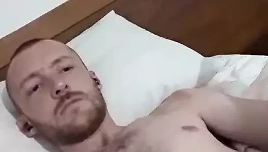 Twink babası için mastürbasyon yapıyor