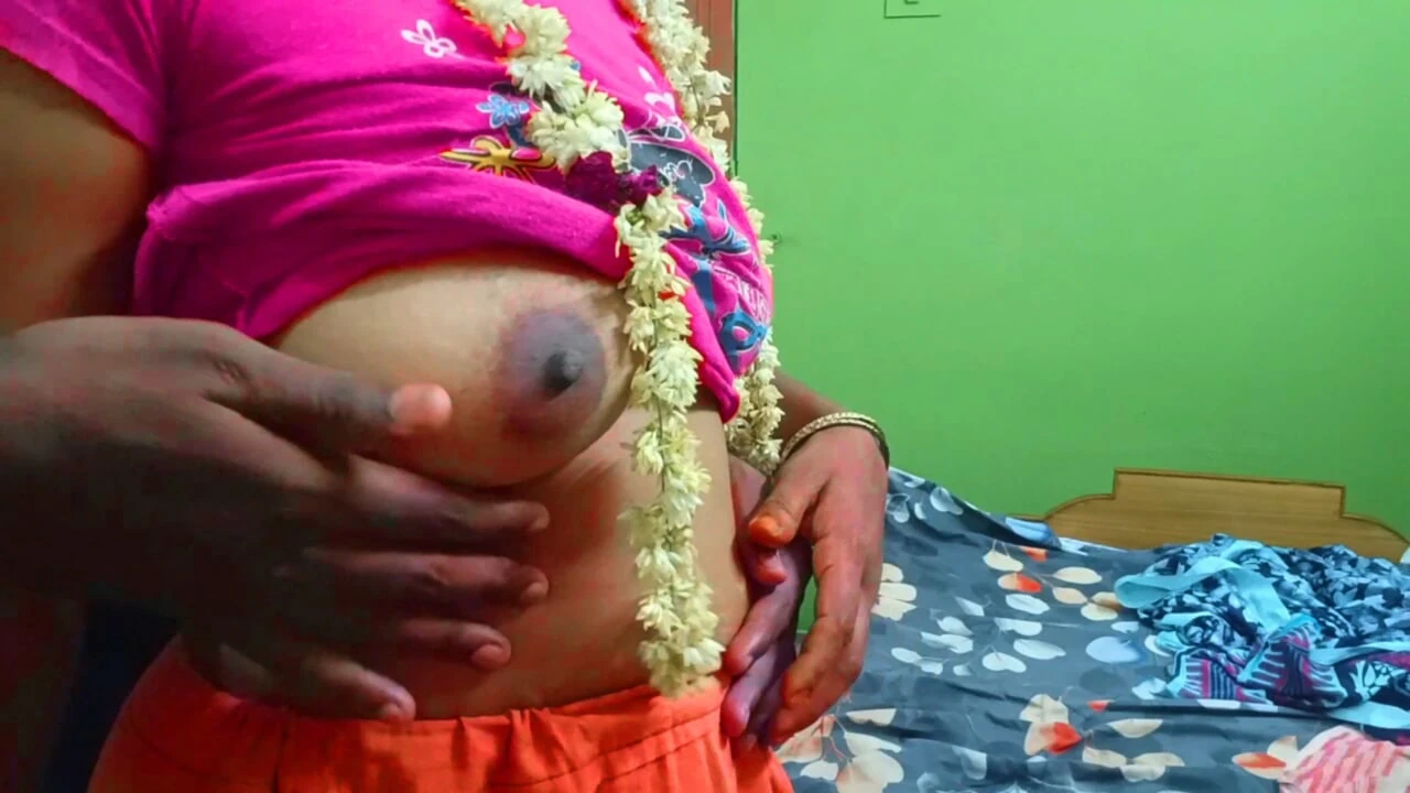 Ammu takes off her T-shirt, reveals her breasts to seduce, and bends over to take it hard 103