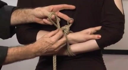 Gote shibari ( aka takate-kote): Shibari box-tie tutorial
