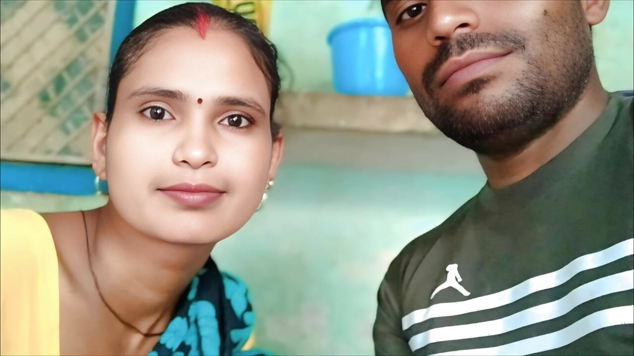 A férjem annyira megbaszta a puncimat, hogy egy adag víz jött ki a puncimból.