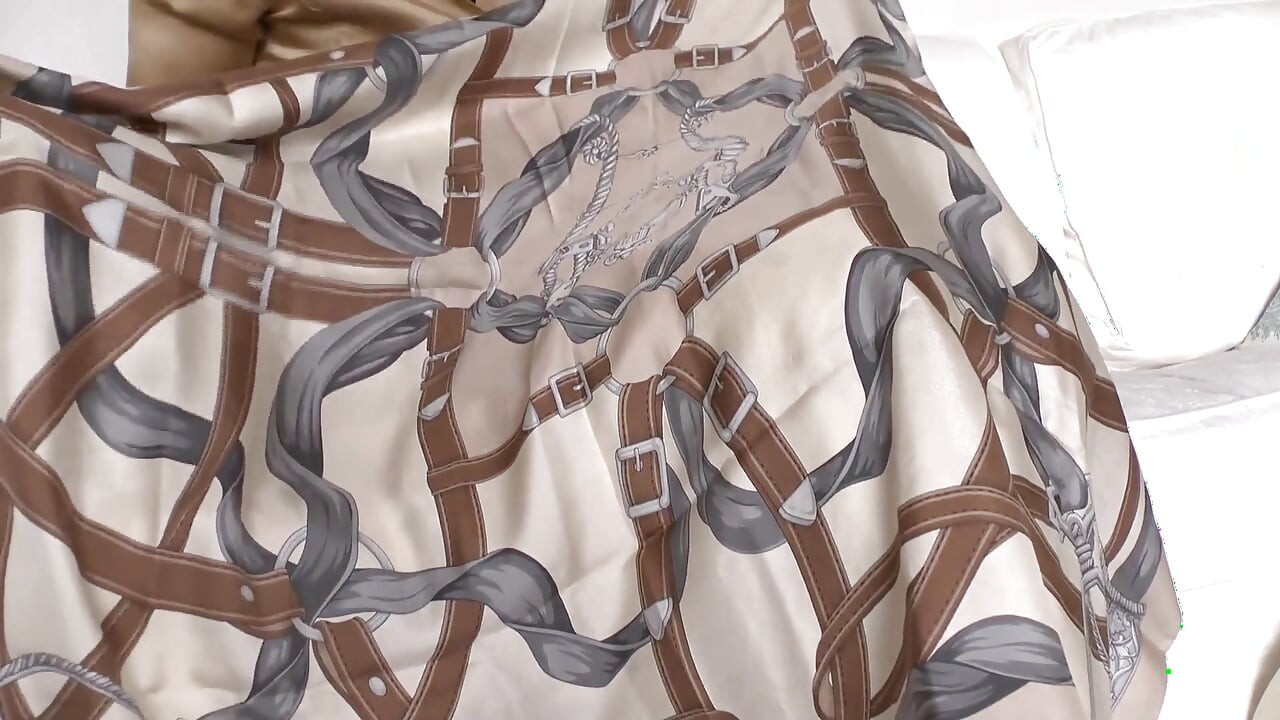 pada Selendang Sutera Ibu Tiri, Lady Victoria Valente