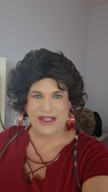 Volim vidjeti kako mi se muškarac diže! Tako je uzbudljivo!