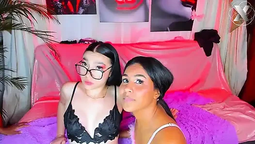 Gnadenloser Strap-on: Nagel ihn ganz an die Wand