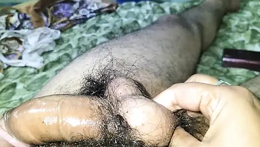 Lund ka malish karte pani nikal gaya
