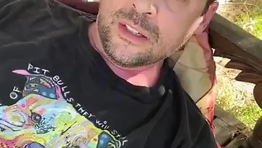 Main di luar ruangan sama kontolku