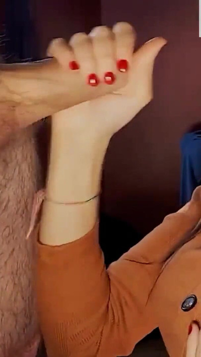 My secretary's blowjob, my wife doesn't suspect anything | Clip 1