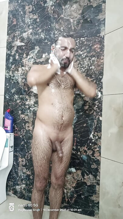 Indische politieagente man en legerofficier man krijgen seks in het bos deel III