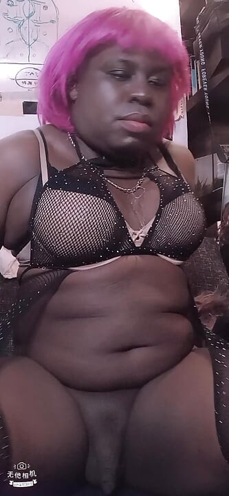 Punky new couch slut wearing fish net