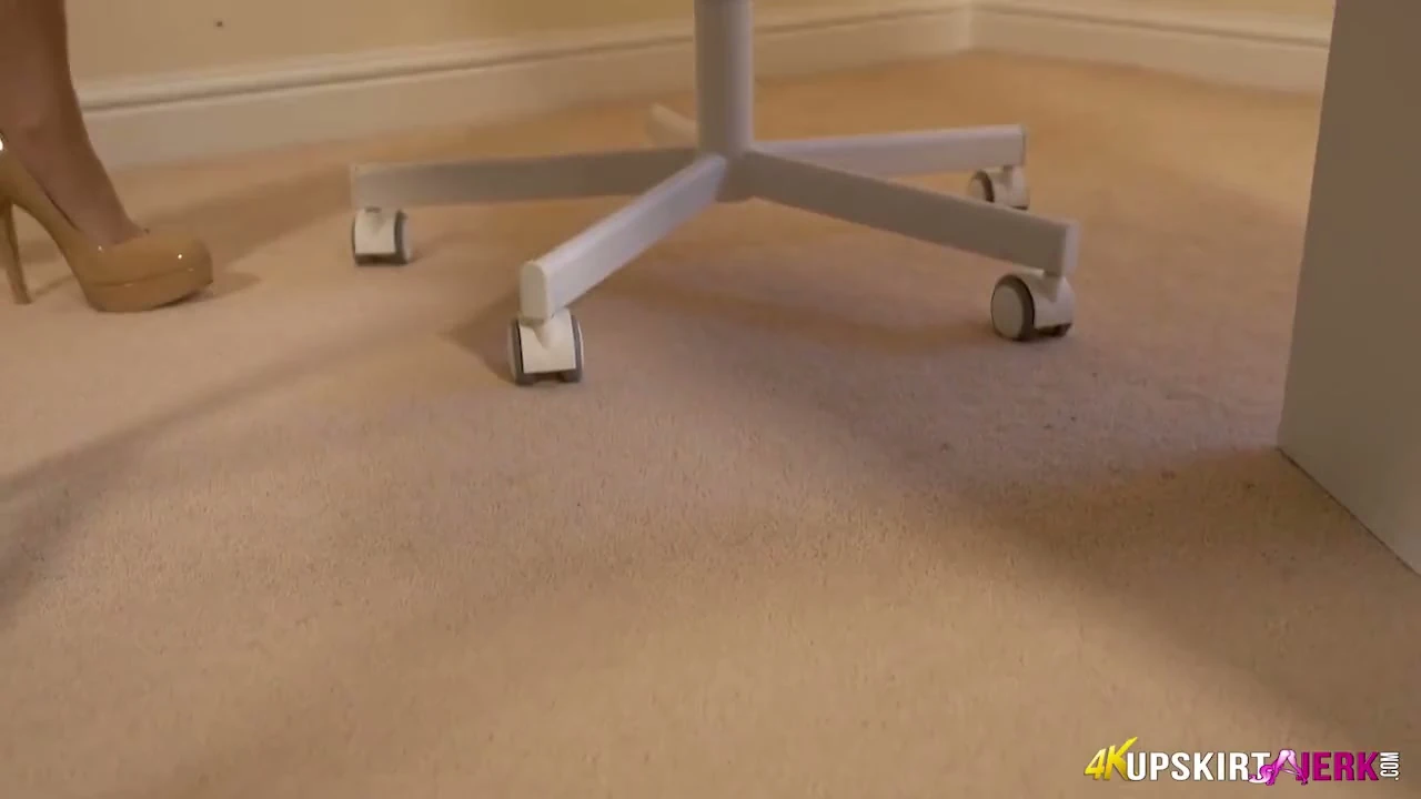 Tracy Rose – MILF of the Office