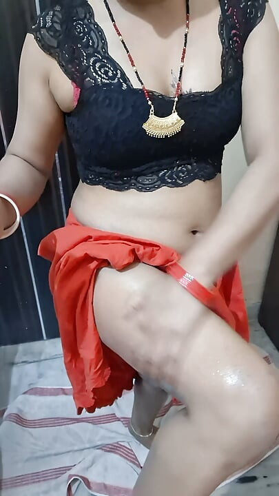 Bengali Bhabhi's Sexy Massage Video Cock Will Stand Up After Seeing You