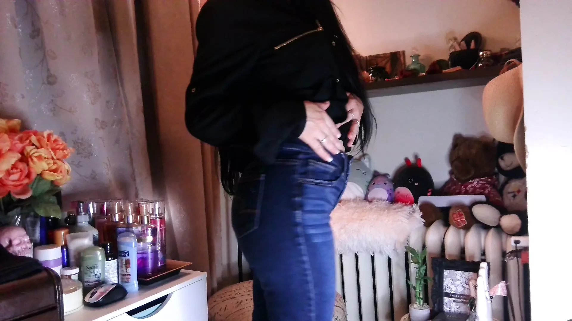 התחת שלי נראה טוב בג'ינס