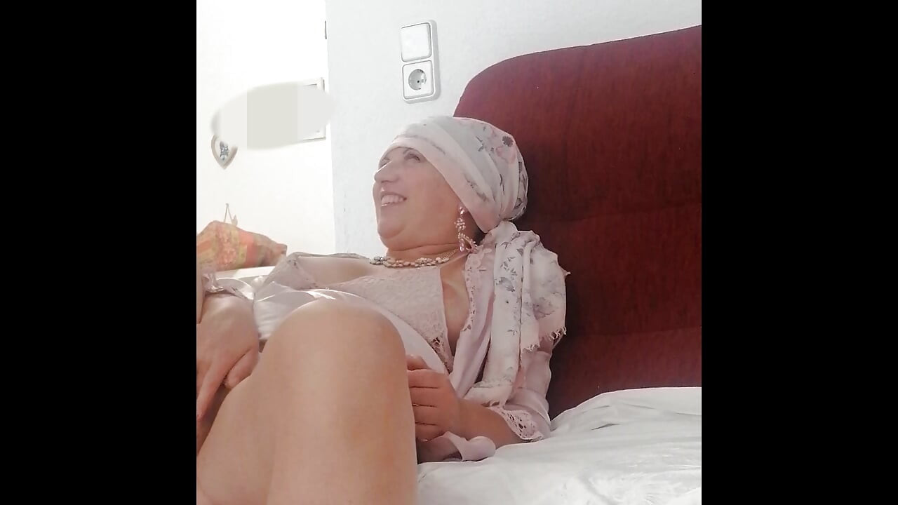 Šukám svou muslimskou děvku do její mokré kundičky