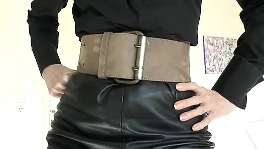 Wide Tight Belts Part 78 Lady Victoria Valente
