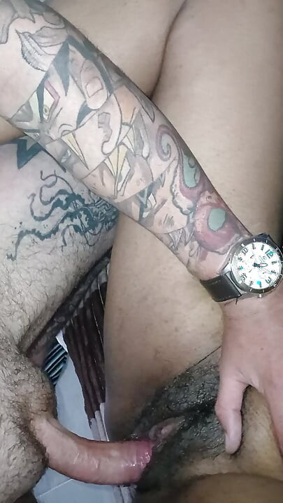Matur mănâncă penis mare și fără prezervativ