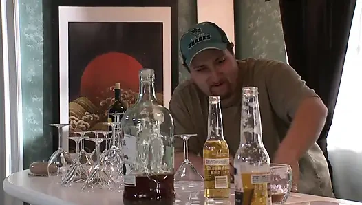 Tante manis rambut pirang suka ngentot sama sahabat anaknya sendiri