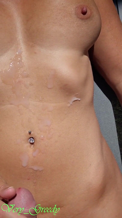 น้ําแตกของการพุ่งออกมาน้ําเงี่ยนน้ําเงี่ยนน้ําแตกในรูปแบบโทรศัพท์ในปี 2022