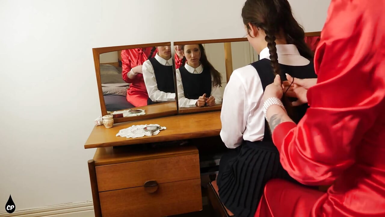 Step-mum Catches College Girl Mila at Her Dressing Table Face Slapping Punishment Wmv
