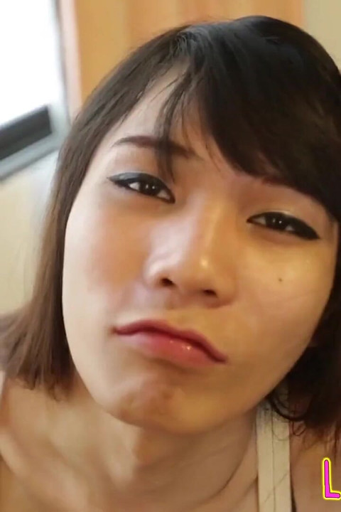 Ladyboystar - 내 카메라를 위해 란제리를 입고 키가 크고 날씬하고 섹시한 레이디보이 포즈