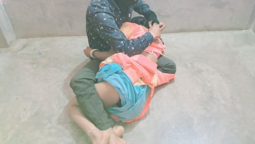 Новобрачные дези, горячая тетушка трахает киску индийских деревенских женщин
