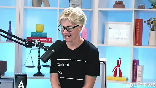 Cadence Lux: Authentic Orgasms & Self-advocacy