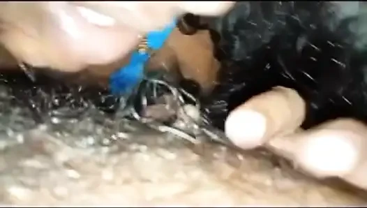 Istriku dengan toket besar & nyepong kontol