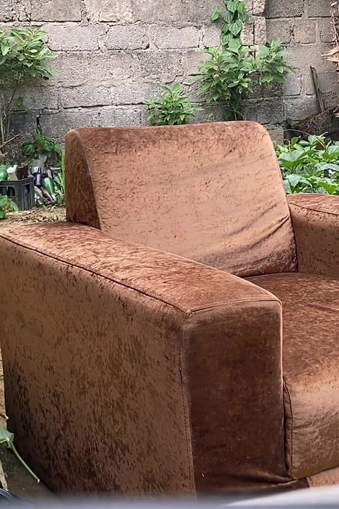 Can You Spot Where She Squirt?