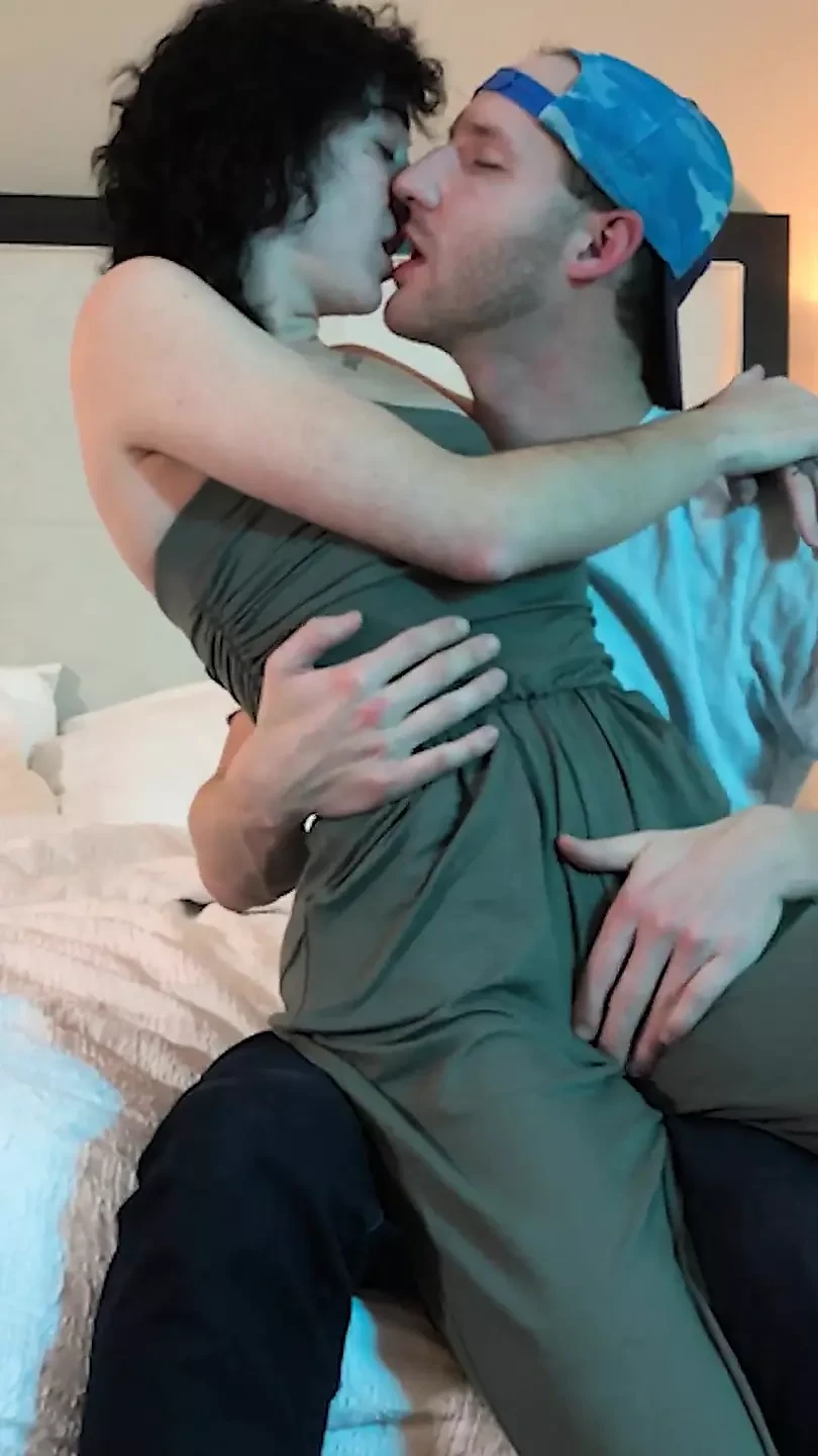 Super sexig tatuerad tonåring suger - kollektion 12
