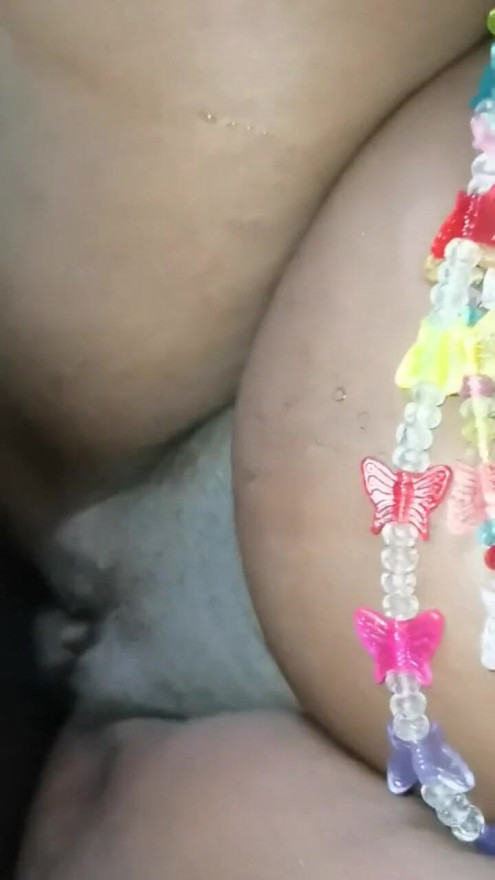 我以傳教士的姿勢操我的妓女喬斯。|片段 1