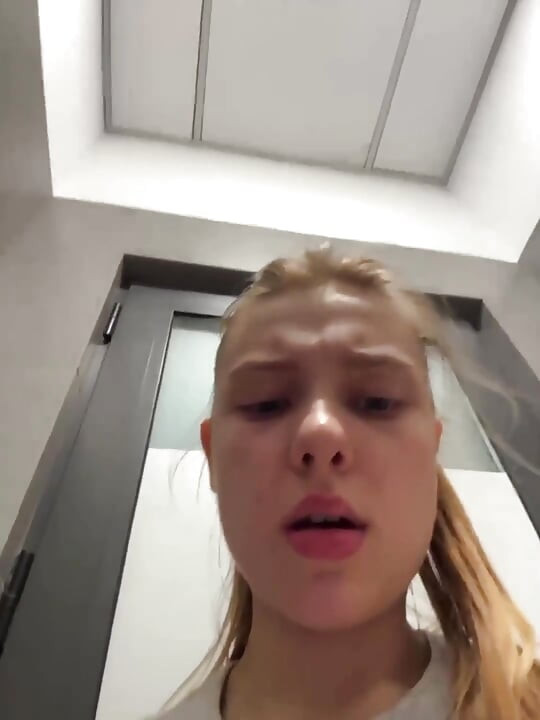 Fingering My Asshole Close up in the Mall