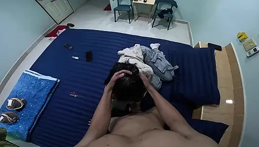 Boşalıyor genç kız çok ateşli