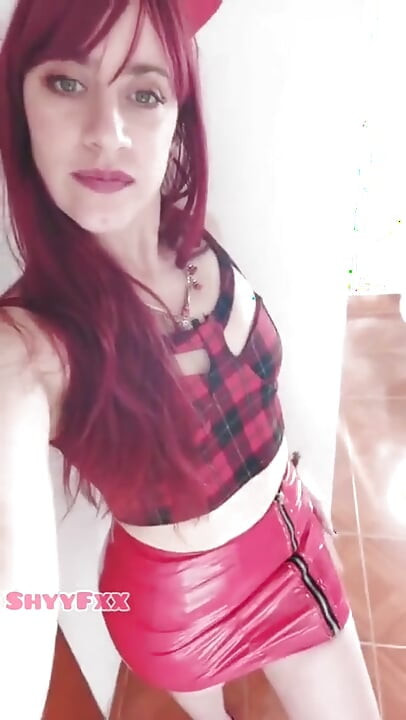 ShyyFxx Jeg Klder Mig Sexet для сексета в Varme Min Kreste Op Og Lade Ham Kneppe Mig, инструкция по Роллеспил