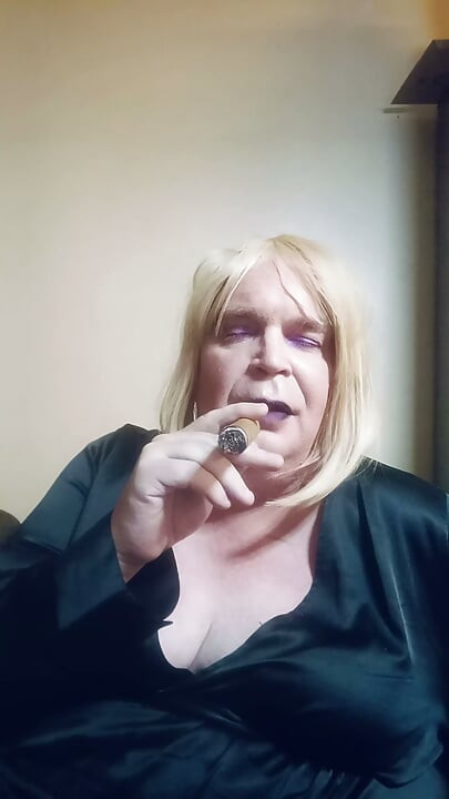 Deel 2 - BBW TV bespreekt haar vele jaren in de BDSM- en kinkwereld