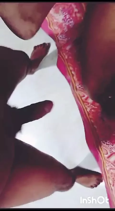 Desi Village bhabhi hot scene in husband market