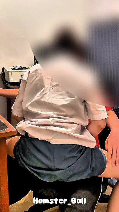 Uma menina indiana do ensino médio que era uma puta desde o início | Clipe 2
