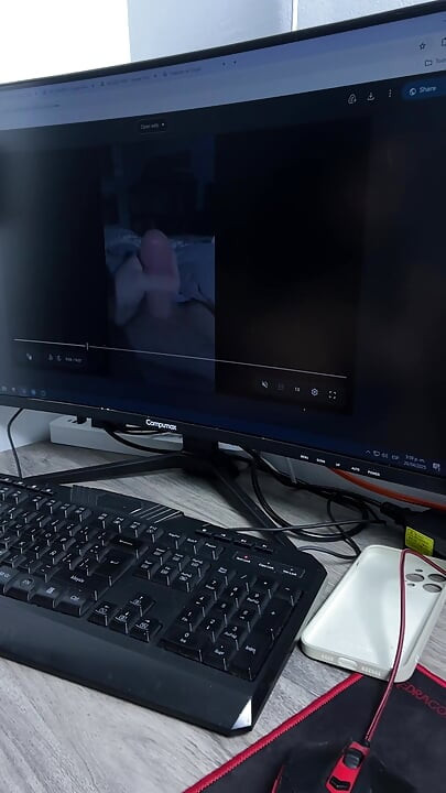 ASMR-Masturbating Ass to Pussy CLoseUps