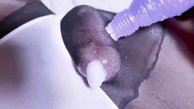 pantyhose cum 3