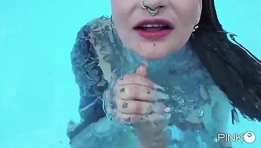 The hot girl Korinha buggered by Luca Ferrero