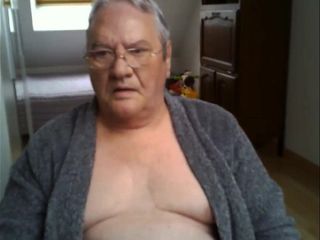 Opa streichelt vor der Webcam