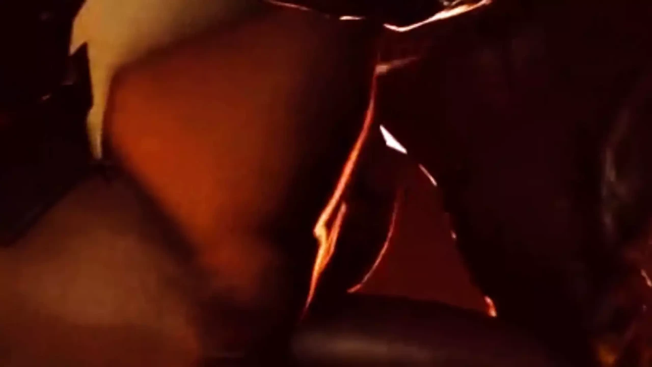 Christie（Doa）被一个怪物性交