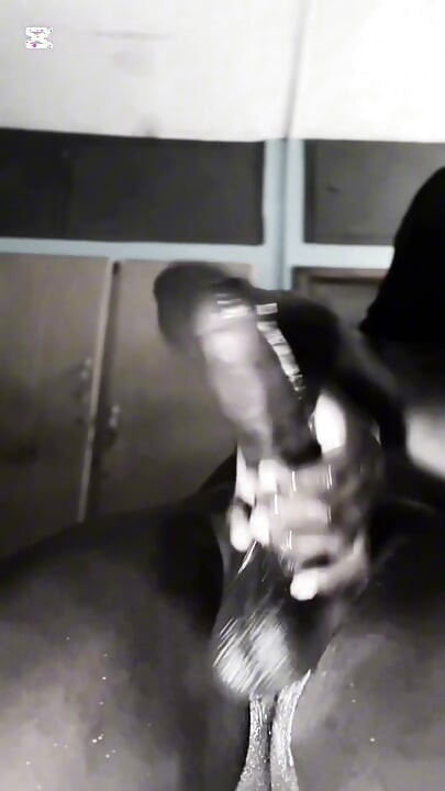Nasty Guy Wanna Fuck Hard