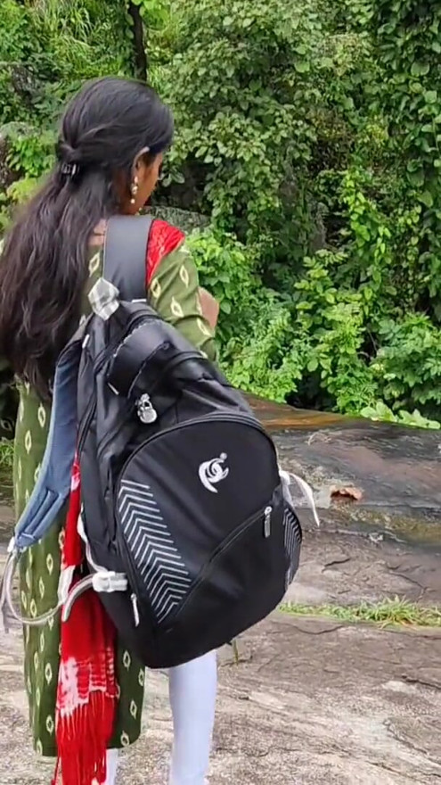 College girl came to roam with your boyfriend - told the family to go to college - Outdoor Forest Village Bhabhi Sex Full Night. | Clip 1