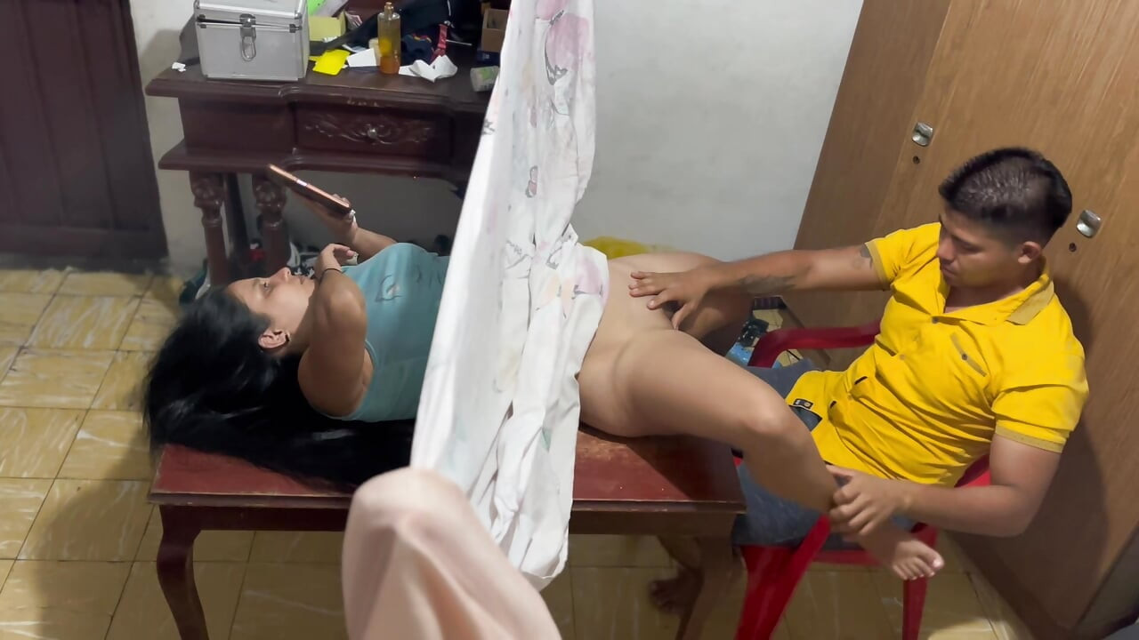 Stepdaughter gets her vagina checked when she's alone